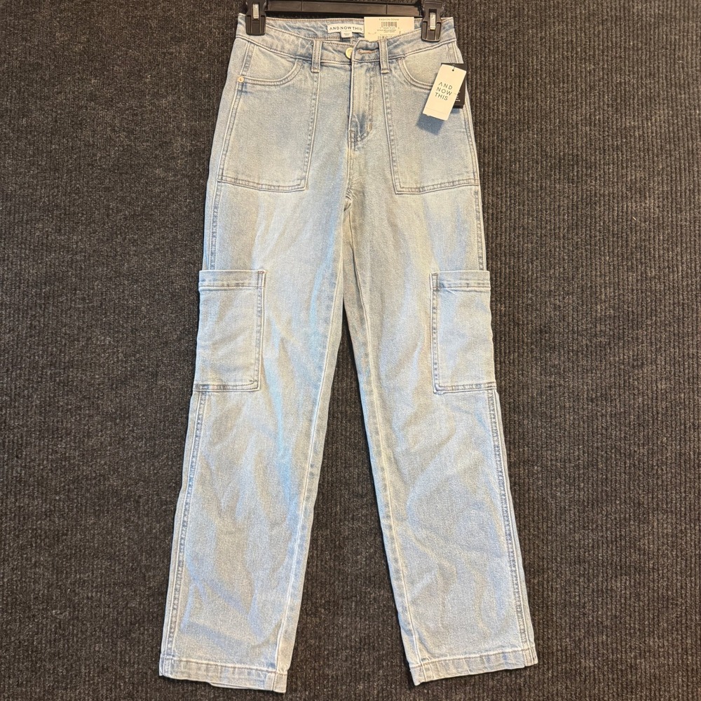 AND NOW THIS Utility Cargo Jeans Womens 23 Light Wash Ultra High Rise Straight